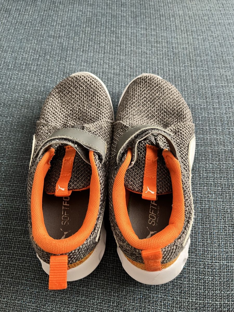 Puma Schuhe für Jungen: Puma Hallenschuhe – Gebraucht aus Hombrechtikon von Uptowns 2