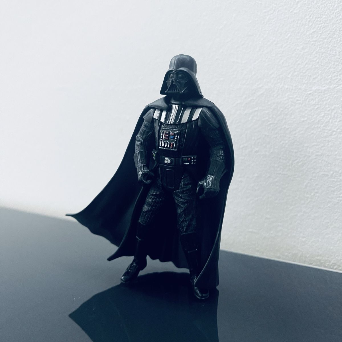Hasbro Statuette: Hasbro Star Wars Darth Vader Actionfigur – Usato da Reinach BL venduto da Graphix