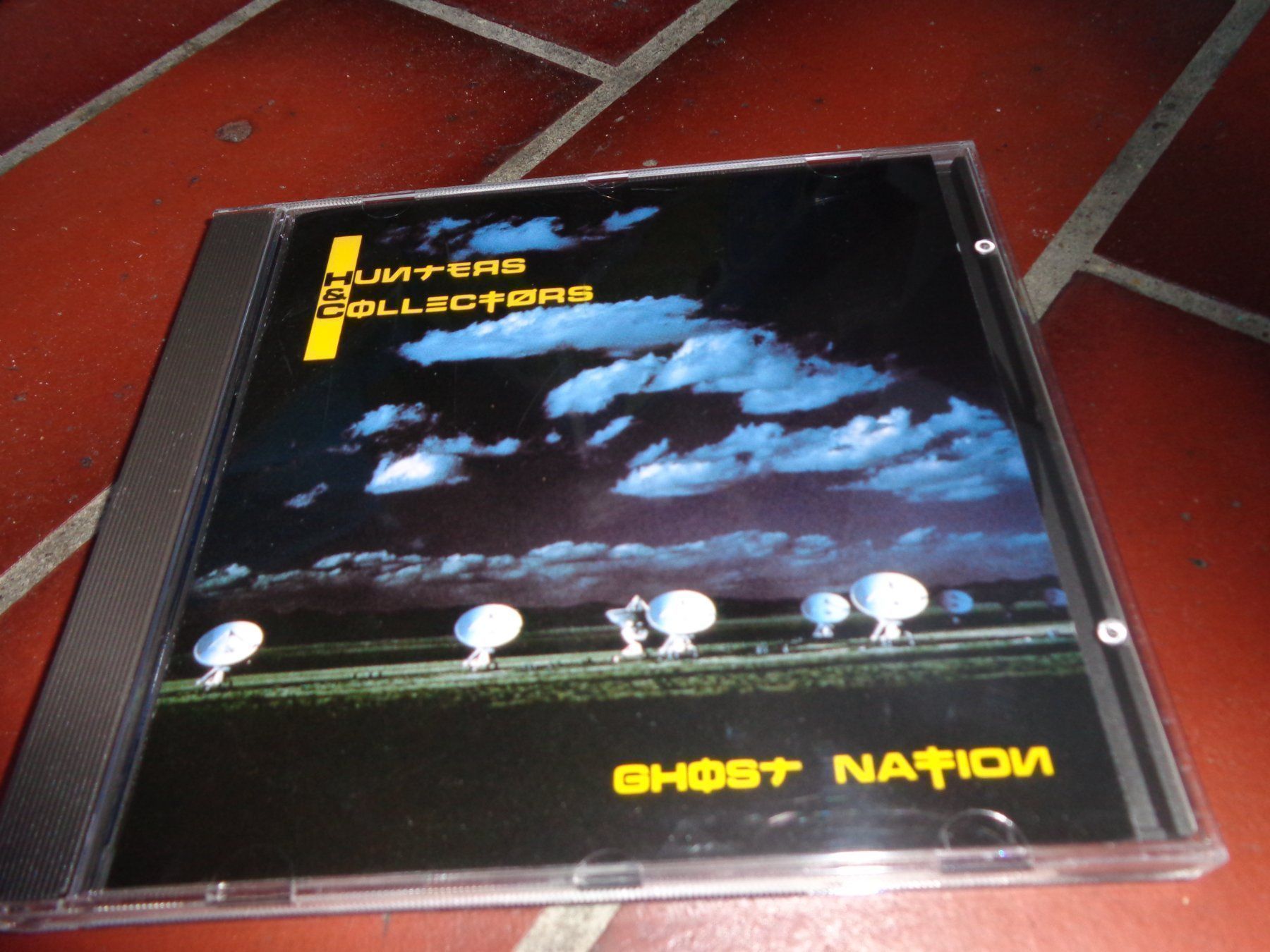 CDs: Hunters & Collectors - Ghost Nation CD – D'occasion à Olten par Disc-Ausverkauf