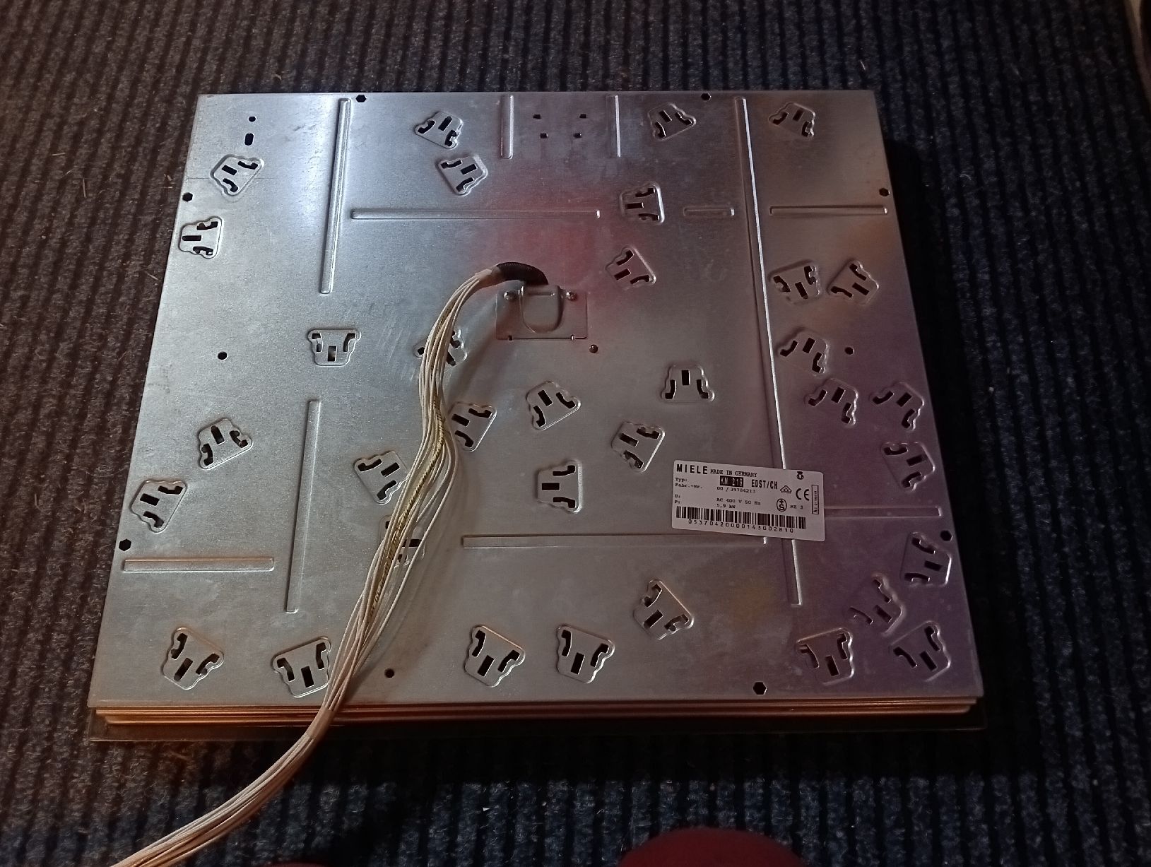 Cucine: Miele plaque vitrocéramique KM 219 400volt – Usato da La Chaux-de-Fonds venduto da miami-vice1985 2