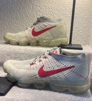 Nike Air VaporMax Flyknit in rot/weiss