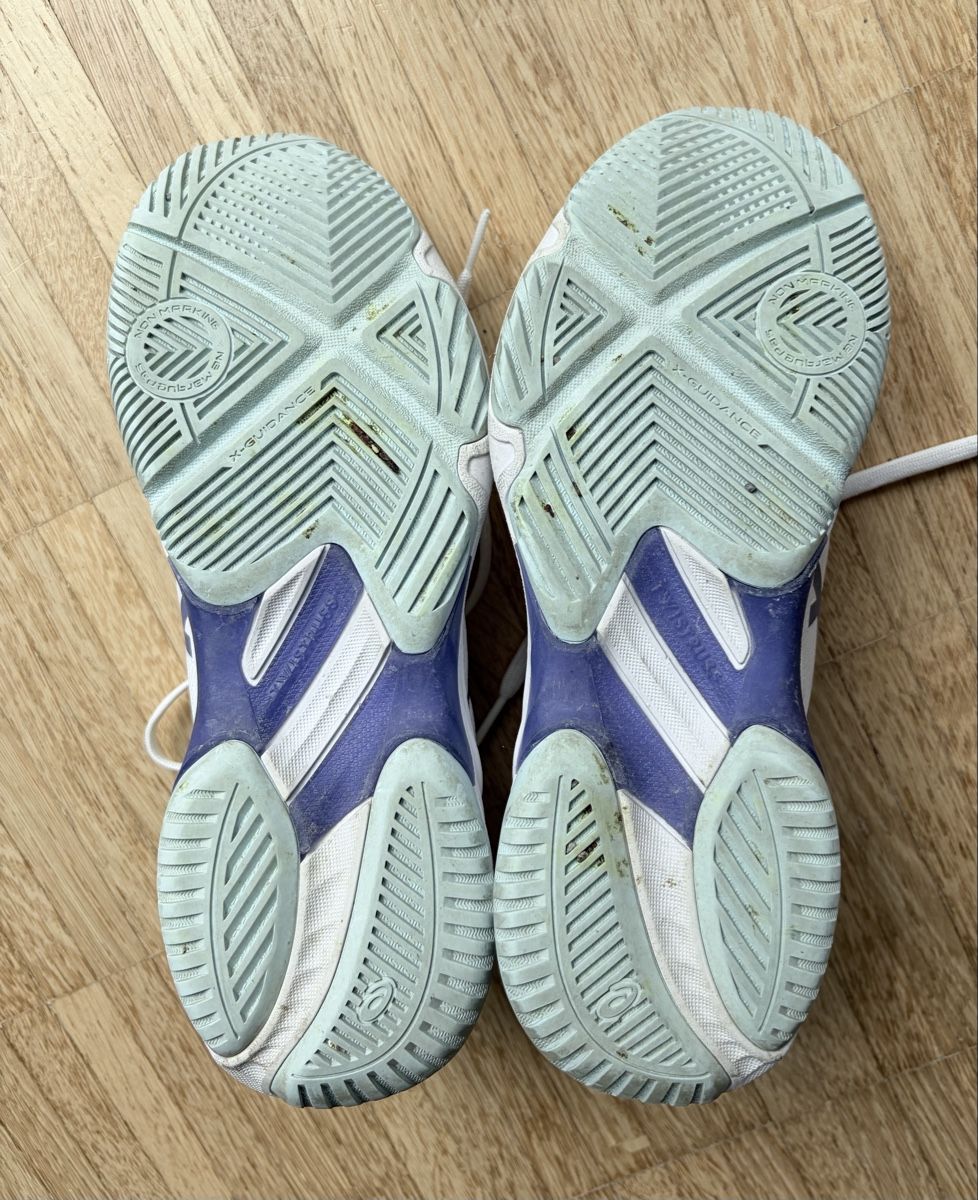 Asics Scarpe da donna: ASICS Tennisschuhe Damen Gr. 39 – Usato da Nürensdorf venduto da salut 4
