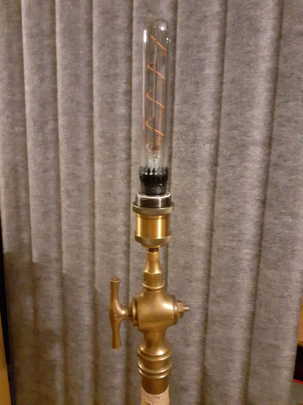 Lampade: Lampe Unikat – Usato da Zürich venduto da Crocuda 3