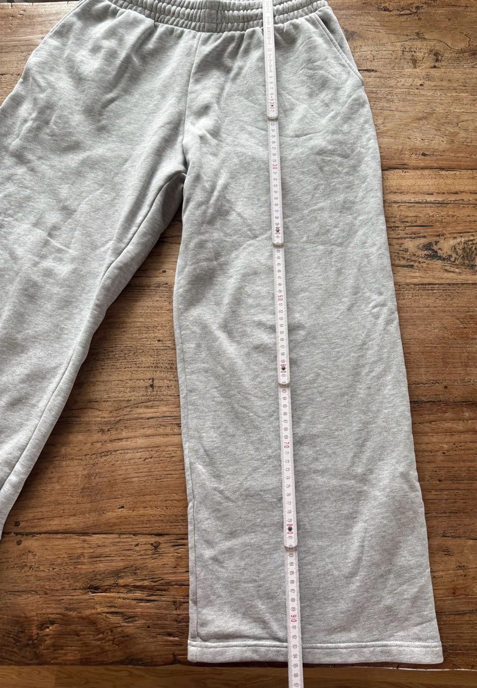 Weekday Pantaloni: Weedday Jogginhose, Traininghose. Grau. Gr. M. – Usato da Zürich venduto da Sunnyflower97 7