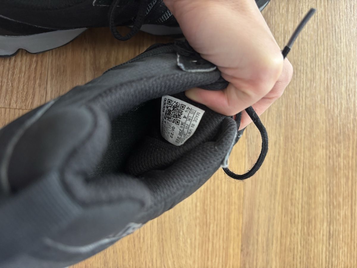 Adidas Herrenschuhe: Adidas Terrex Wanderschuhe schwarz Grösse 36 2/3  – Gebraucht aus Tann von Dina.q 3