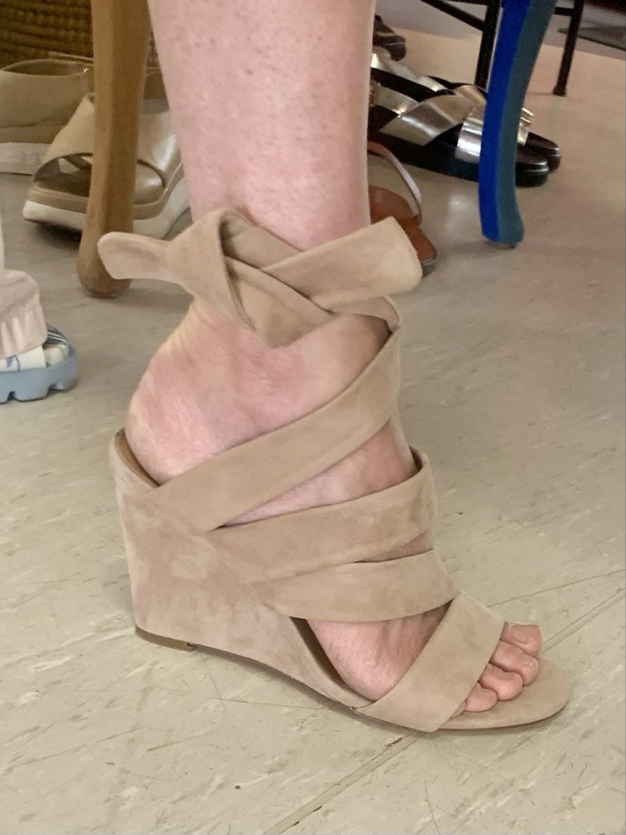 Ba&Sh Scarpe da donna: Ba&sh Wildleder Absatz Sandale hellrosa 39 – Usato da Unterseen venduto da jpowers1971 3