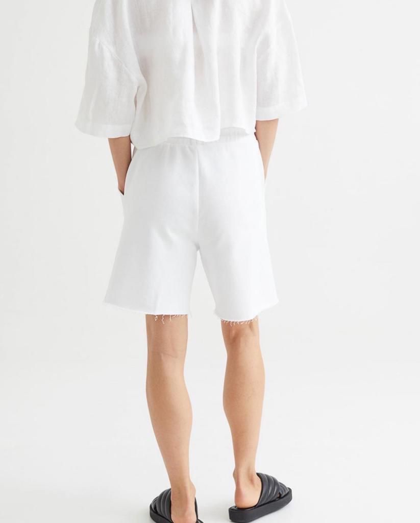 H&M Pantaloni: Shorts – Nuovo e nell'imballaggio originale da Opfikon venduto da ari_7yn2 7