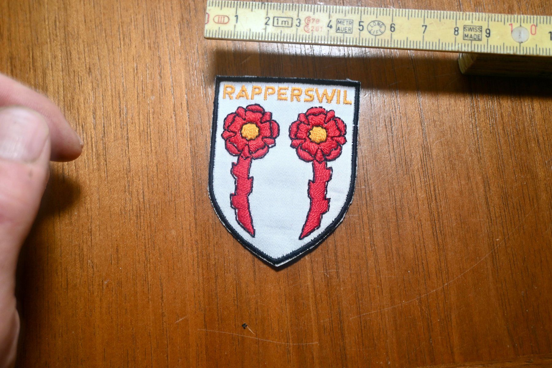 Swiss Placchette & Badge: WAPPEN  Rapperswil PATCH badge AUFNÄHER – Usato da Pfaffhausen venduto da mono_rec 3