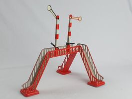 Märklin ? Bing ?  Signalbrücke 2 spurig, spur 0 Tinplate