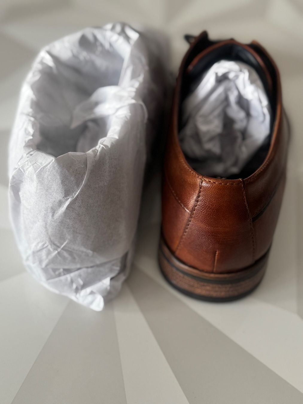 Bugatti Scarpe da uomo: Chaussures Bugatti marron, taille 44 - Portées une fois – Nuovo e nell'imballaggio originale da Bussigny venduto da jahipek 2