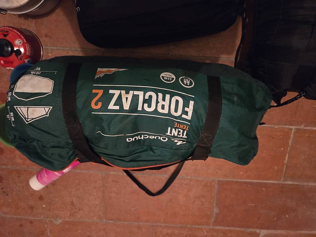 Sacchi a pelo: Camping Set Zelt isomatte Schlafsack etc – Usato da Zürich venduto da tudor87 3