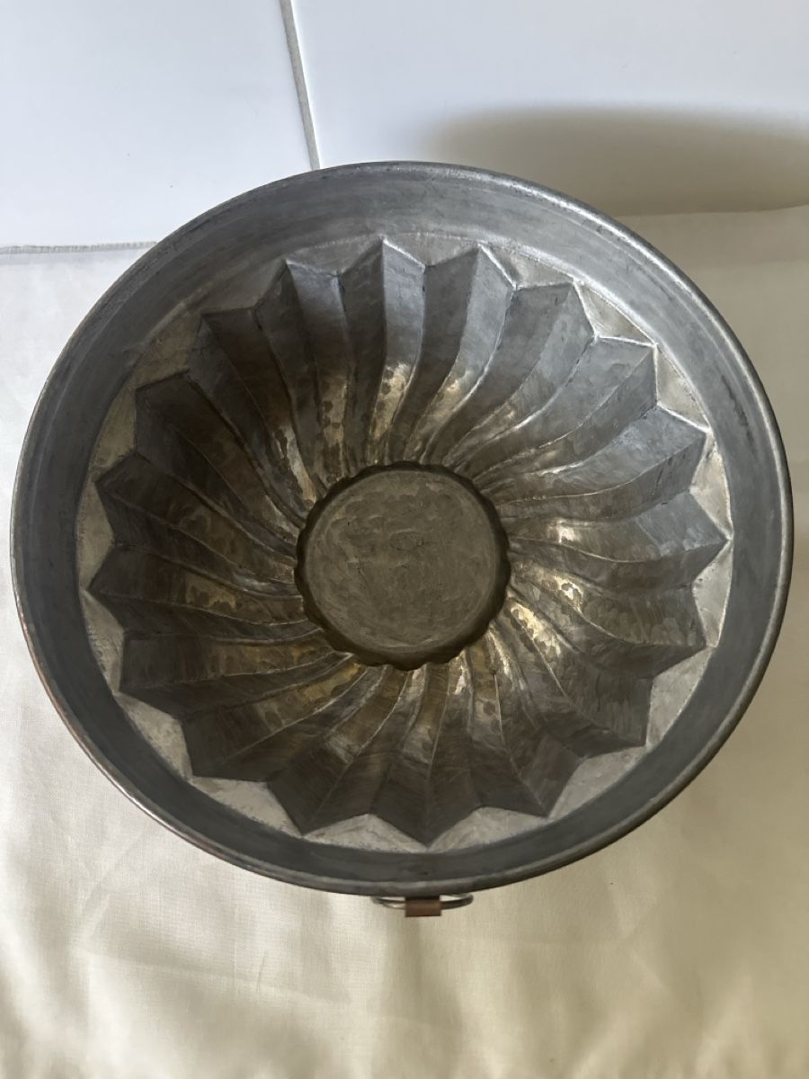 Teglie da forno: Backform aus Kupfer mit Ring ca.26 cm Durchmesser – Usato da Zürich venduto da Chaeffeler 1