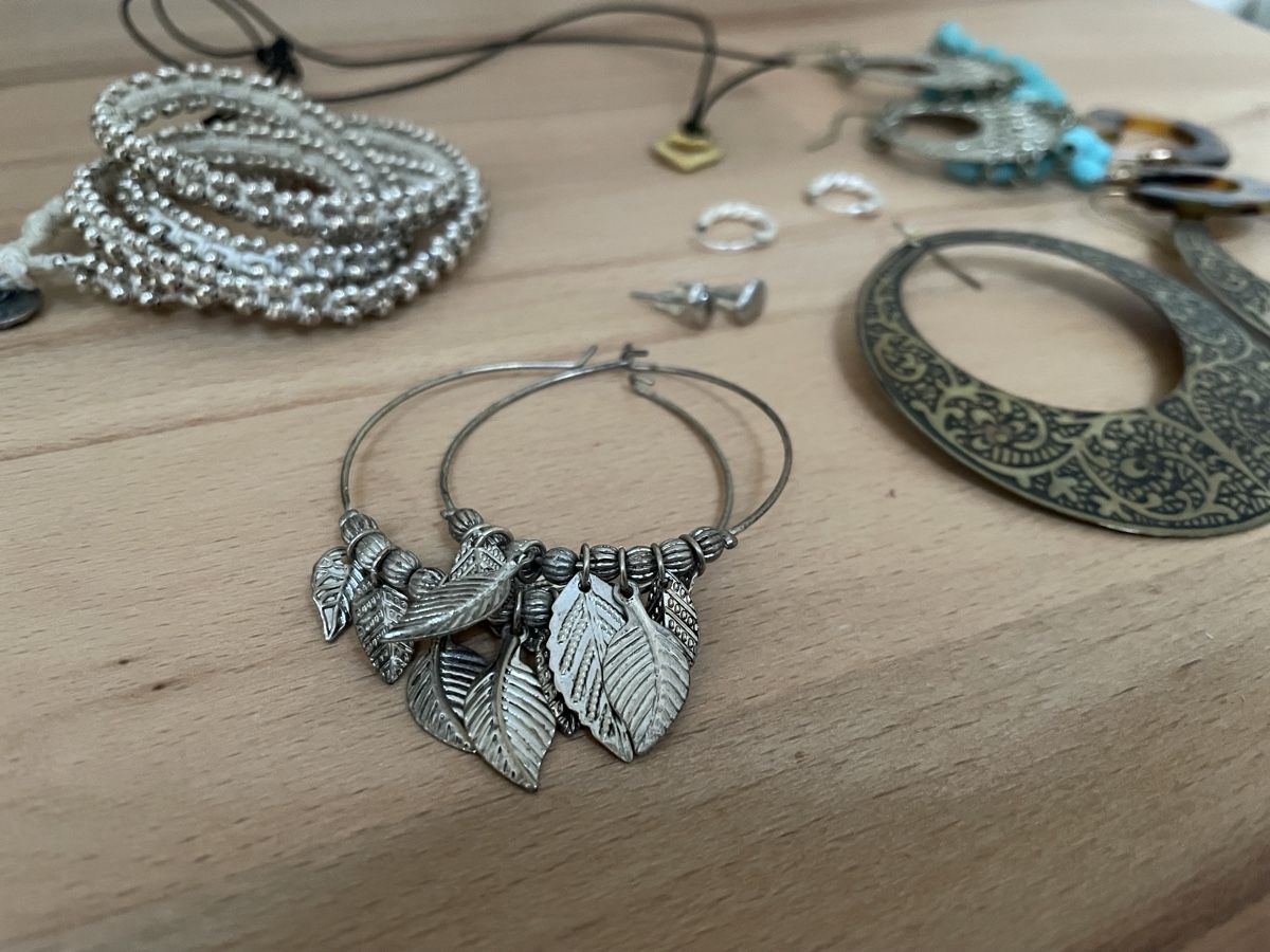 Orecchini pendenti & Orecchini a lobo: Modeschmuck (Set) – Usato da Rütihof venduto da schnigobert.schni 1