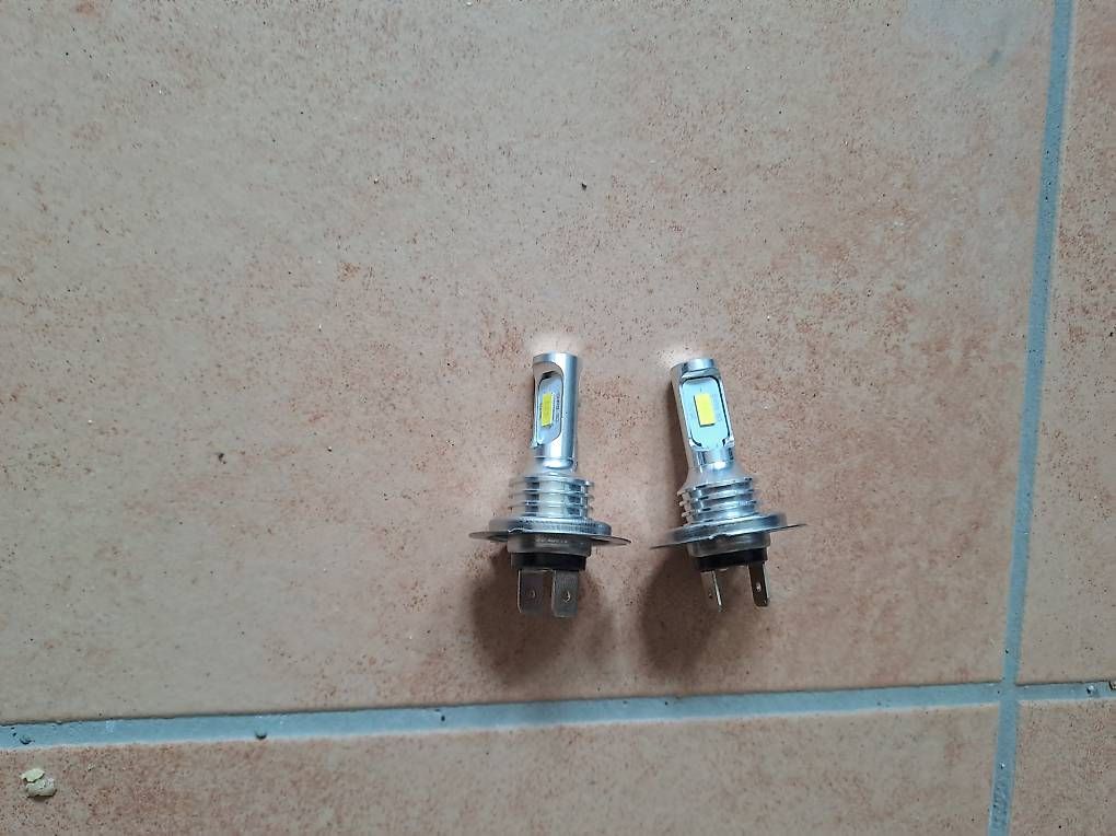 Fari: 2er Set H7 LED Birnen Abblendlicht 40W 6000k – Nuovo (secondo la descrizione) da Stein AR venduto da CHZE