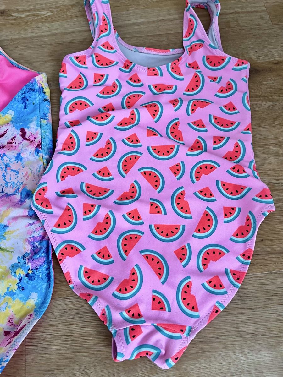 Costumi da bagno & Bikini: Badeanzüge Set Gr. 116/122 – Usato da Kradolf venduto da AlexiaEugster 7