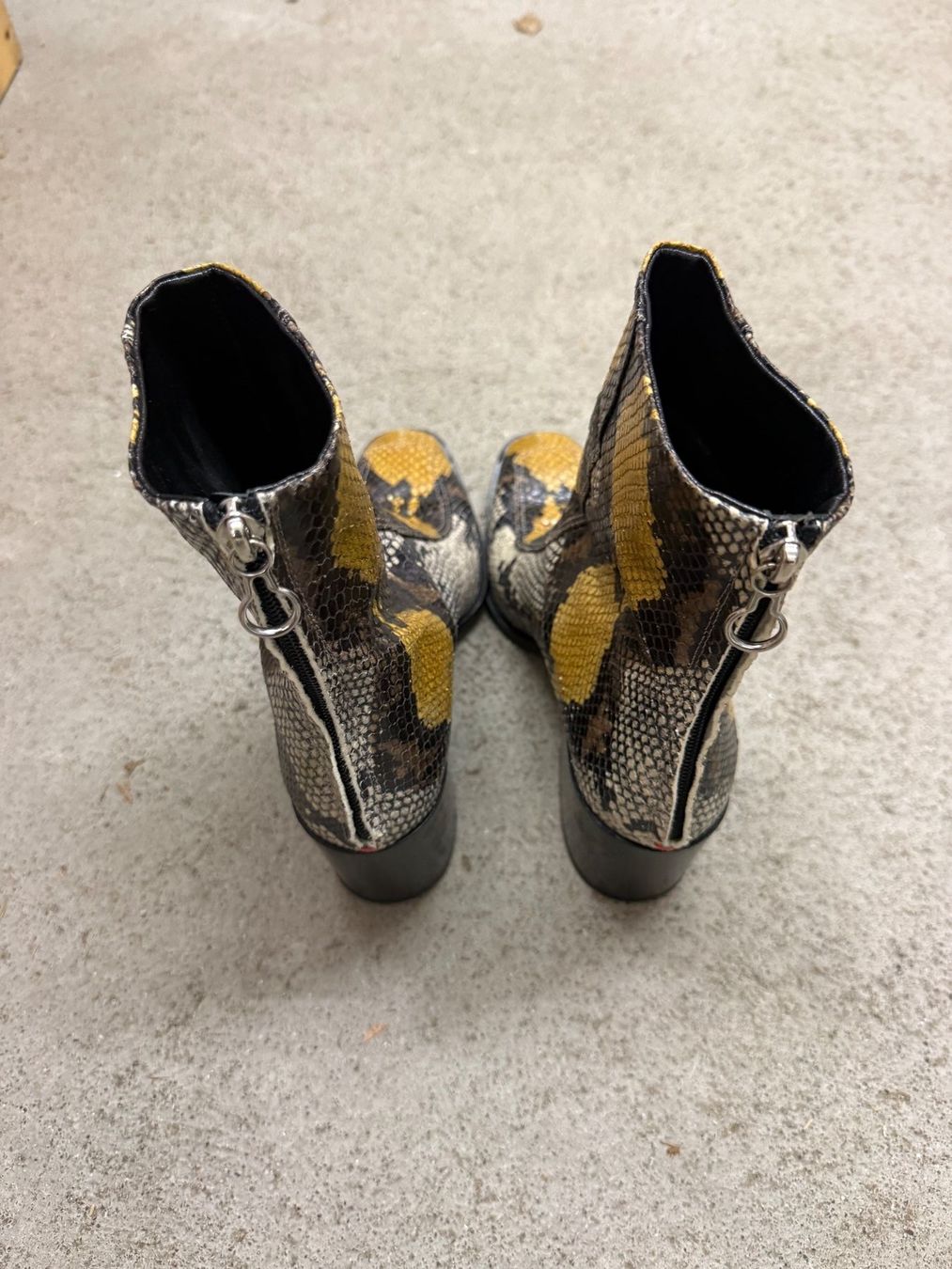 Damenschuhe: Aeyde Leather Animal Print Boot – Gebraucht aus Zürich von ele_nd88 2