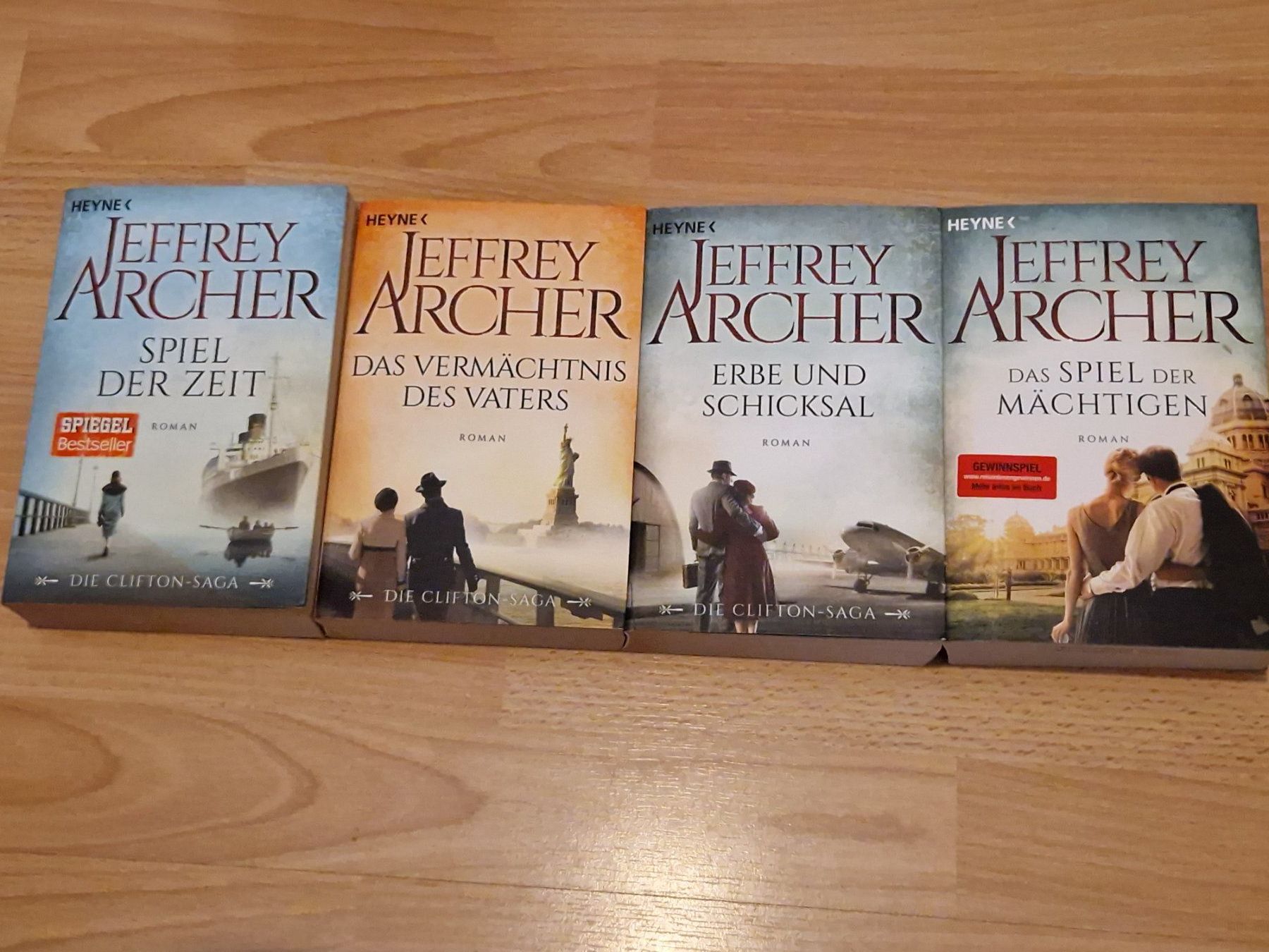 Libri: Jeffrey Archer Clifton Saga Romane – Usato da Neuhausen am Rheinfall venduto da Alchimista