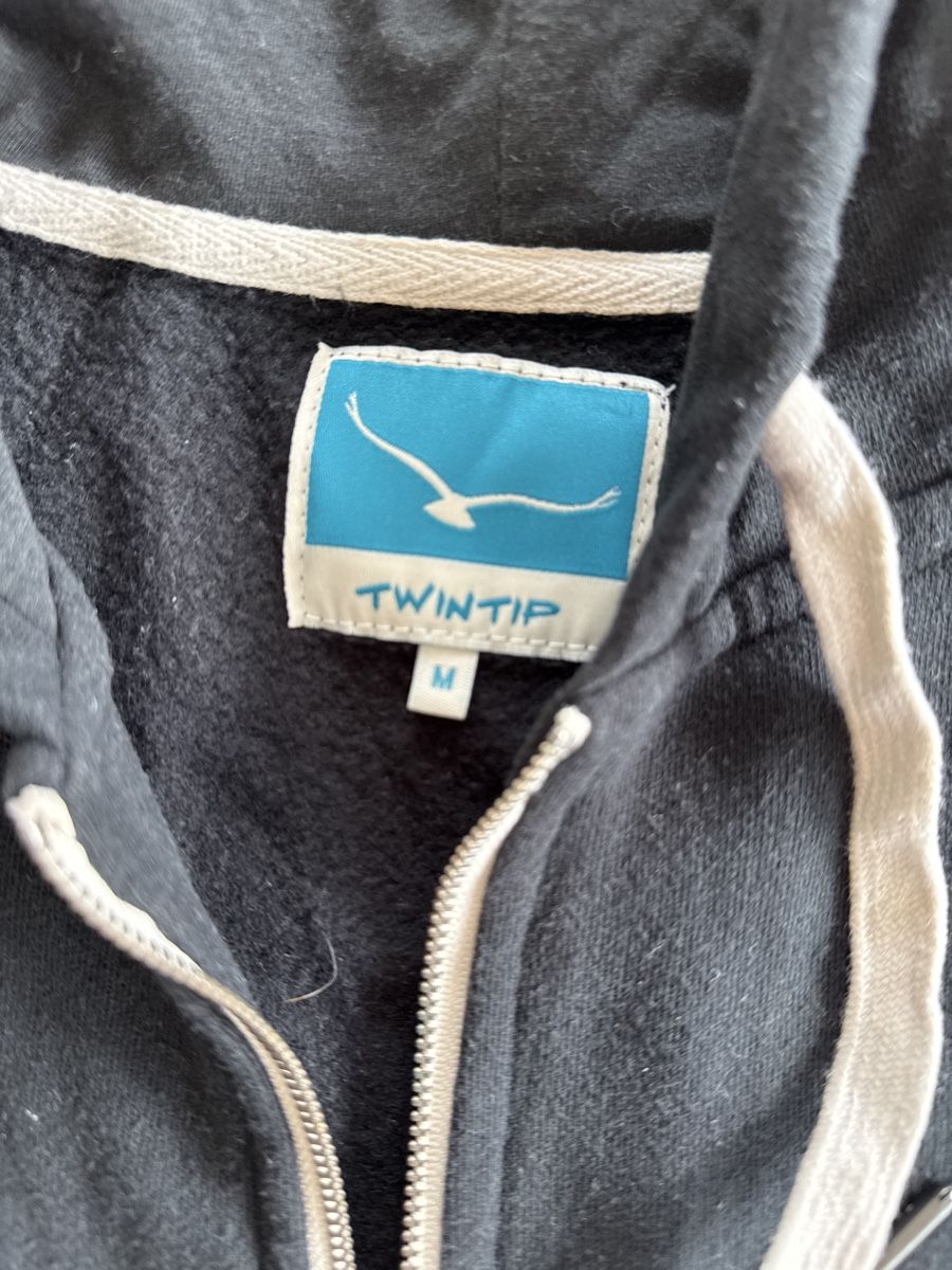 Giacche: Schwarzer Kapuzenpullover Twintip Gr. M – Usato da Winterthur venduto da Streisel 1