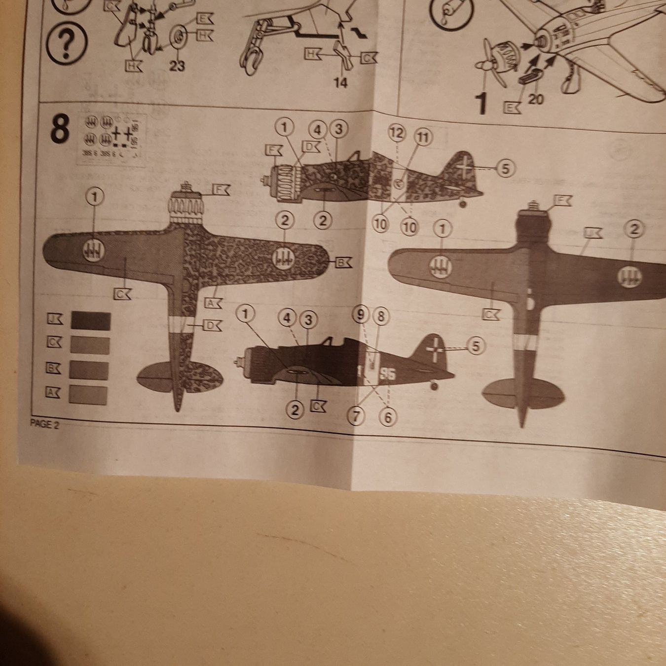 Revell Kit di modellismo & Modellini statici: 688 ... Macchi C. 200 Saetta ... Revell 4160 – Usato da Bonstetten venduto da Benibanny59 1