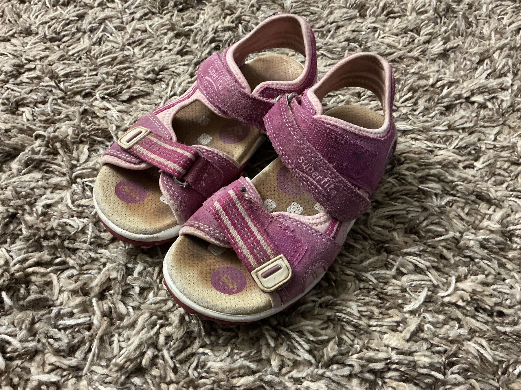 Superfit Scarpe per ragazze: Sandalen Grösse 32 – Usato da Grellingen venduto da gartenzwerg03