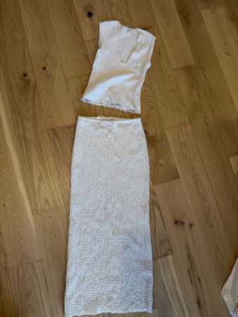 Set Damen Grösse M Top und Rock weiss neuwertig