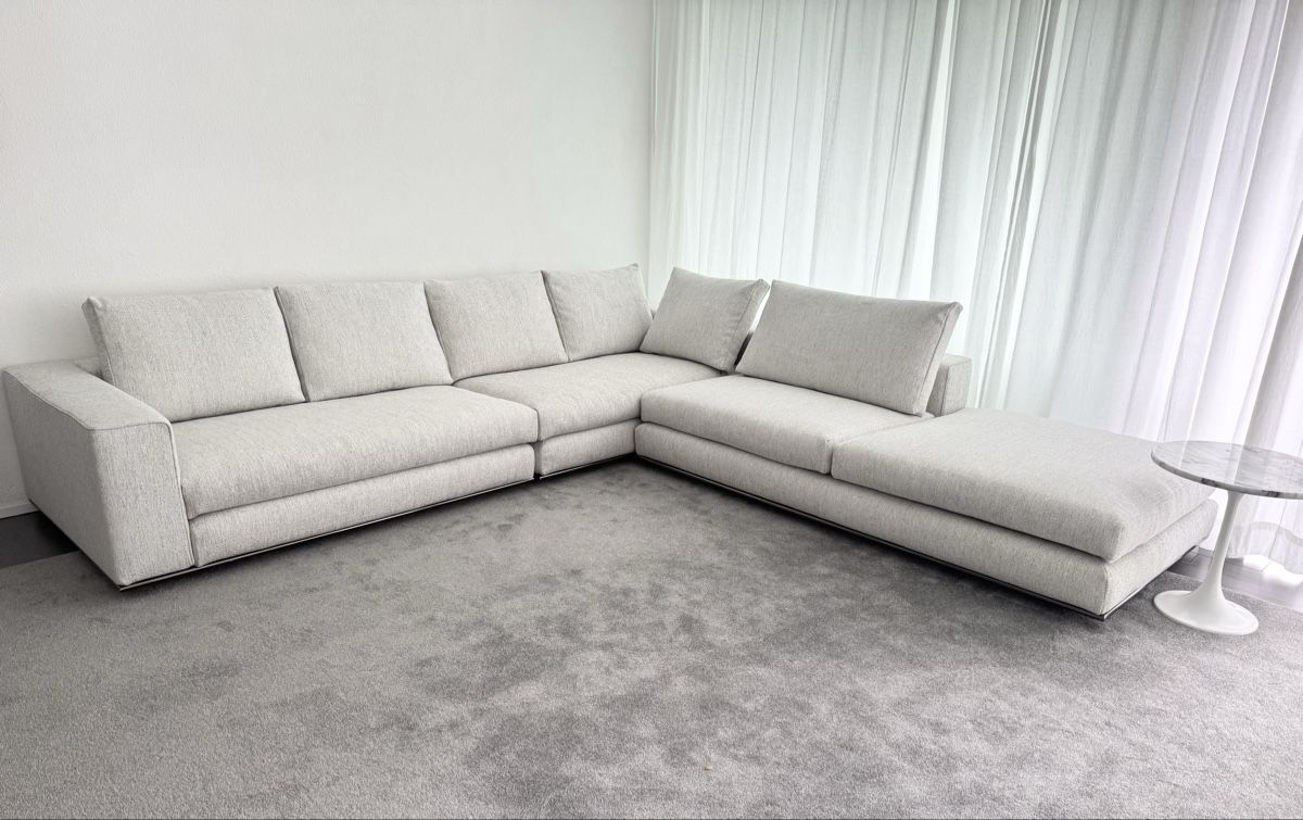 Minotti Sofas: Minotti Hamilton Sofa  – Gebraucht aus Luzern von Cube4