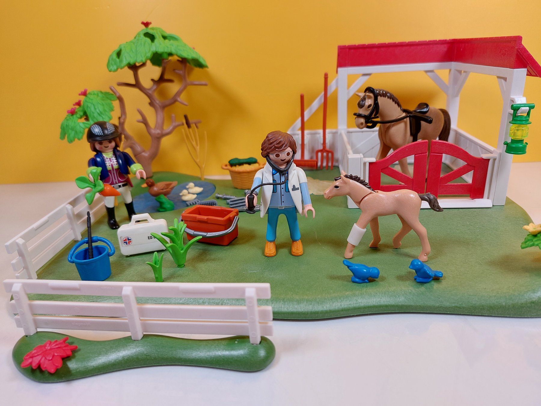Playmobil Giocattoli: Playmobil 6147 Super Set Koppel mit Pferdebox – Usato da St.Gallen venduto da TinasBauundSpiel 3