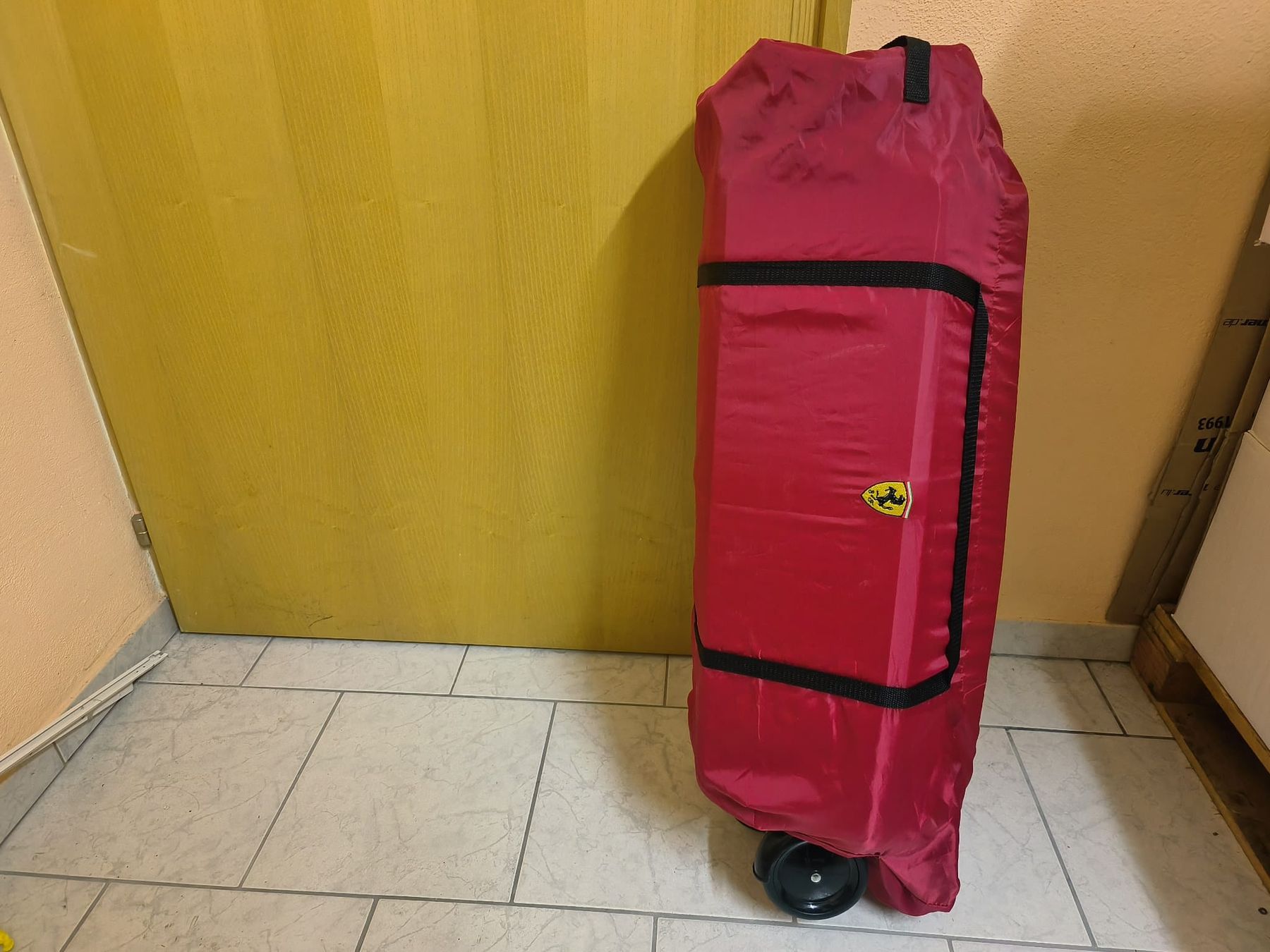 Letti: Kinder Bett, Mobil Camping Ferrari – Nuovo (secondo la descrizione) da Nuglar venduto da Danivenividiundeasy 1