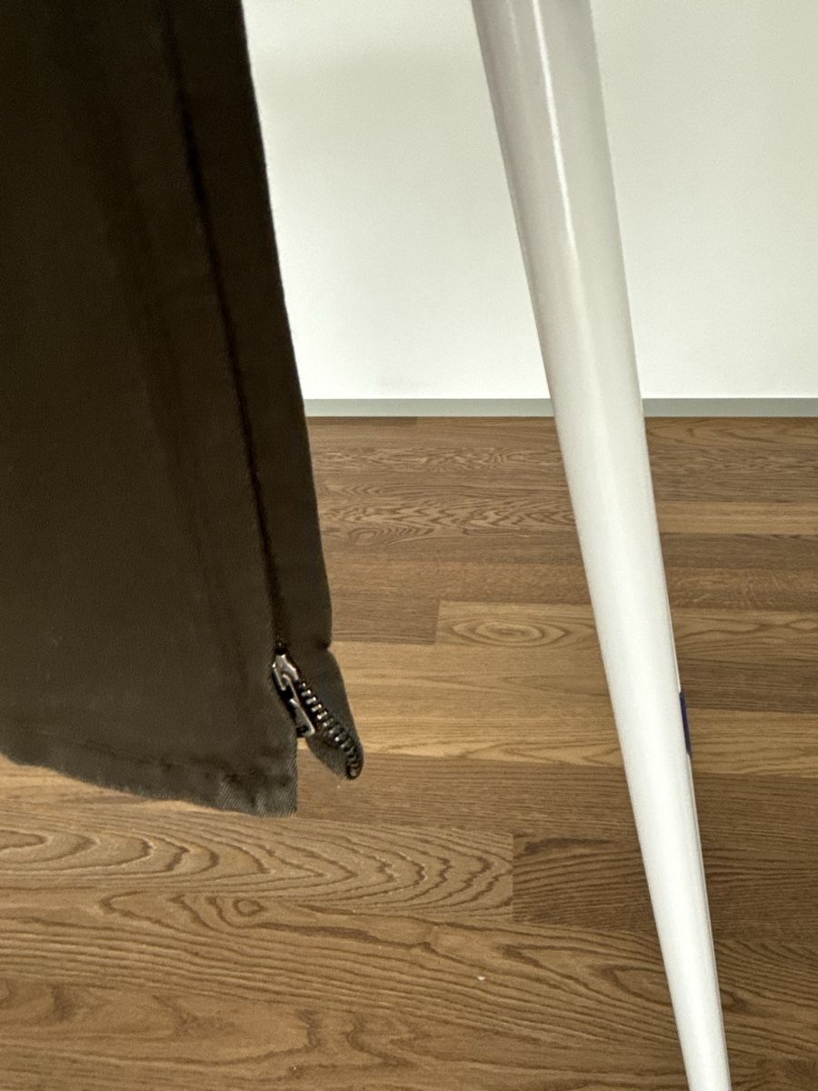 Zara Pantaloni: Hose Olivgrün Zara basic 38 – Usato da Zürich venduto da bia_6kmj 2