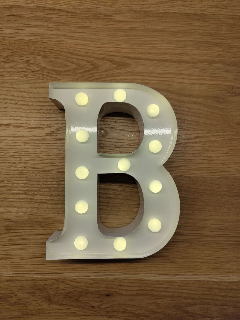 Tutte le decorazioni: Leuchtbuchstabe B – Usato da Teufen AR venduto da tan_yy7z 1