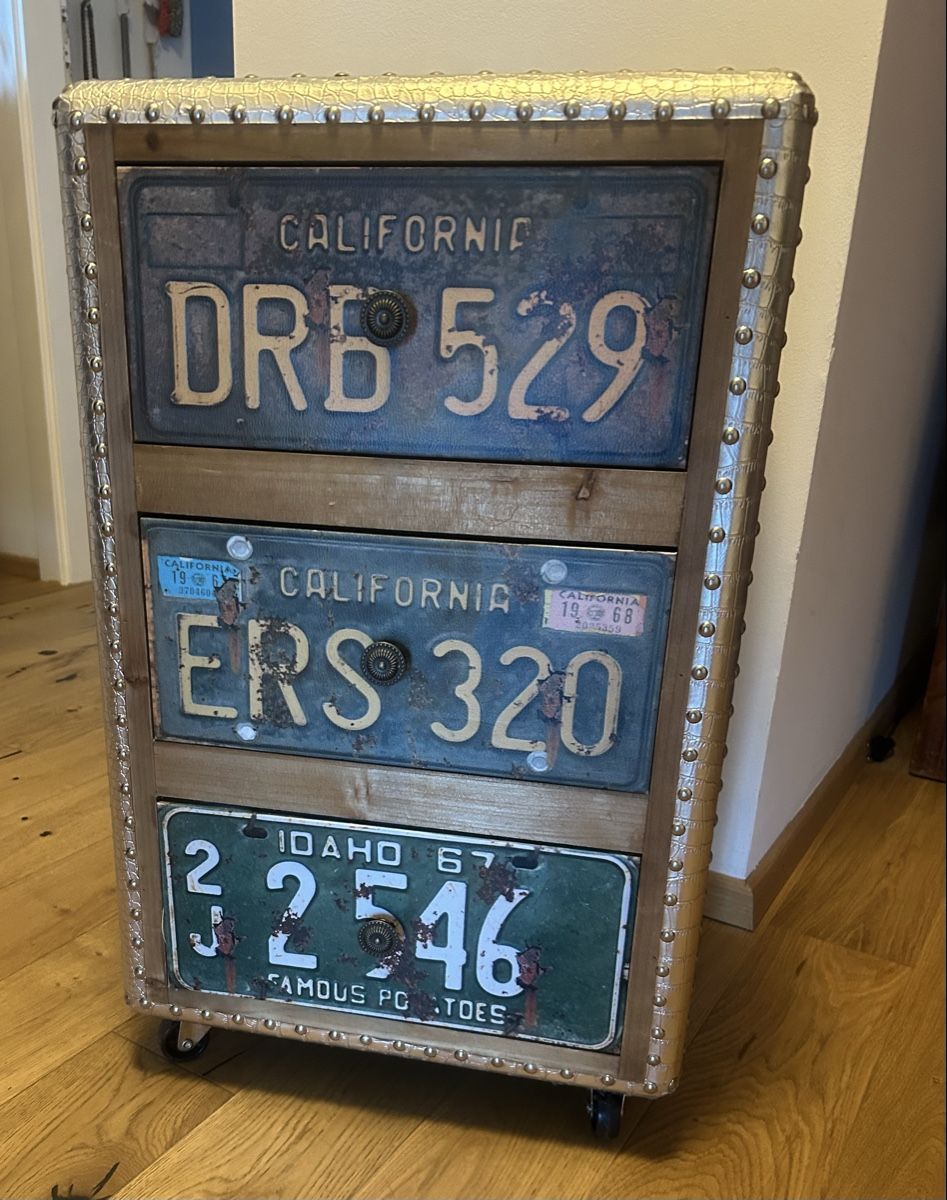 Kommoden: Meuble de rangement vintage, style industriel – Neu (gemäss Beschreibung) aus Veytaux von ccristina
