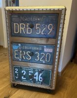 Meuble de rangement vintage, style industriel