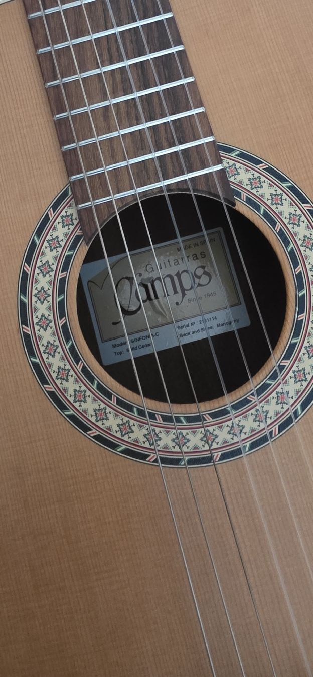 Strumenti musicali: Konzertgitarre Camps, Modell C-1S, gebraucht – Usato da Hittnau venduto da Annubis 2