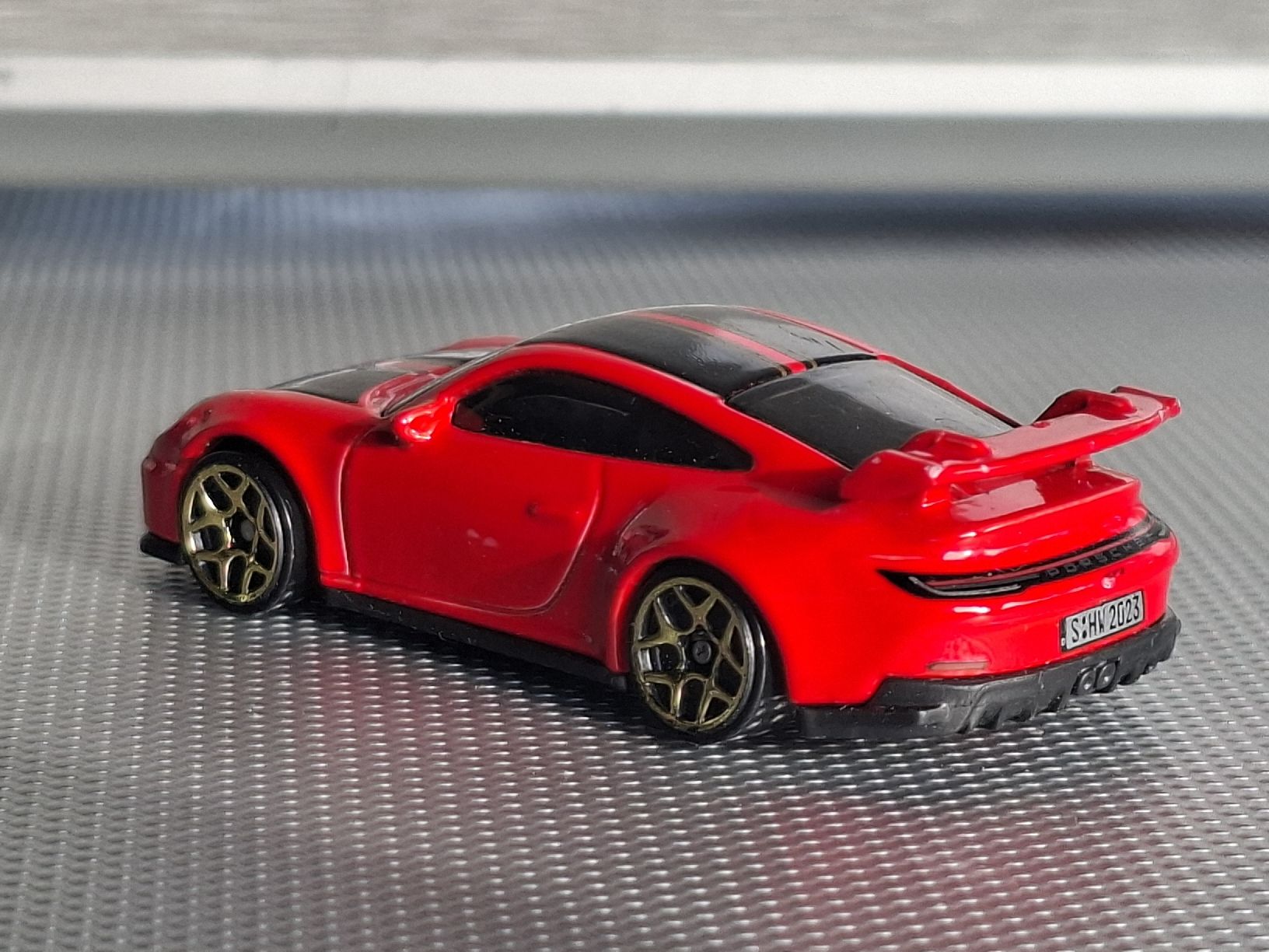 Hot Wheels Modellini d'auto: HOTWHEELS PORSCHE 911 GT3 – Usato da Reinach BL venduto da vwbora75 1