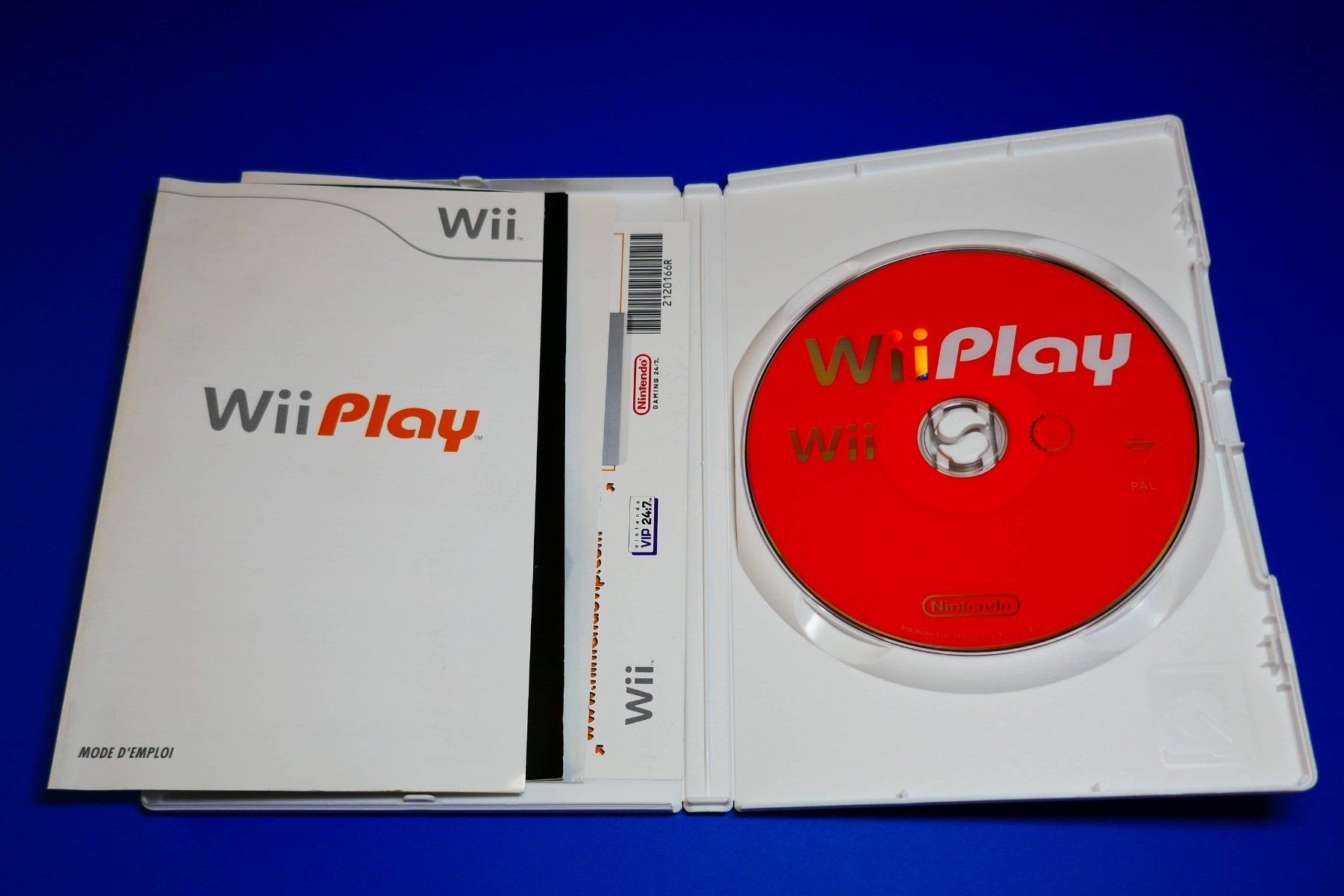Nintendo Giochi: Wii Play & VIP - Nintendo Wii – Usato da Vuarrens venduto da Espace-Retro 1