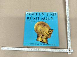 BUCH. Waffen und Rüstungen