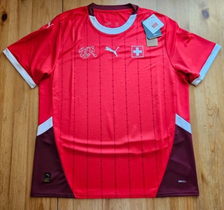 Trikot Schweiz Puma NEU Grösse XL Schweizer Fussball Nati