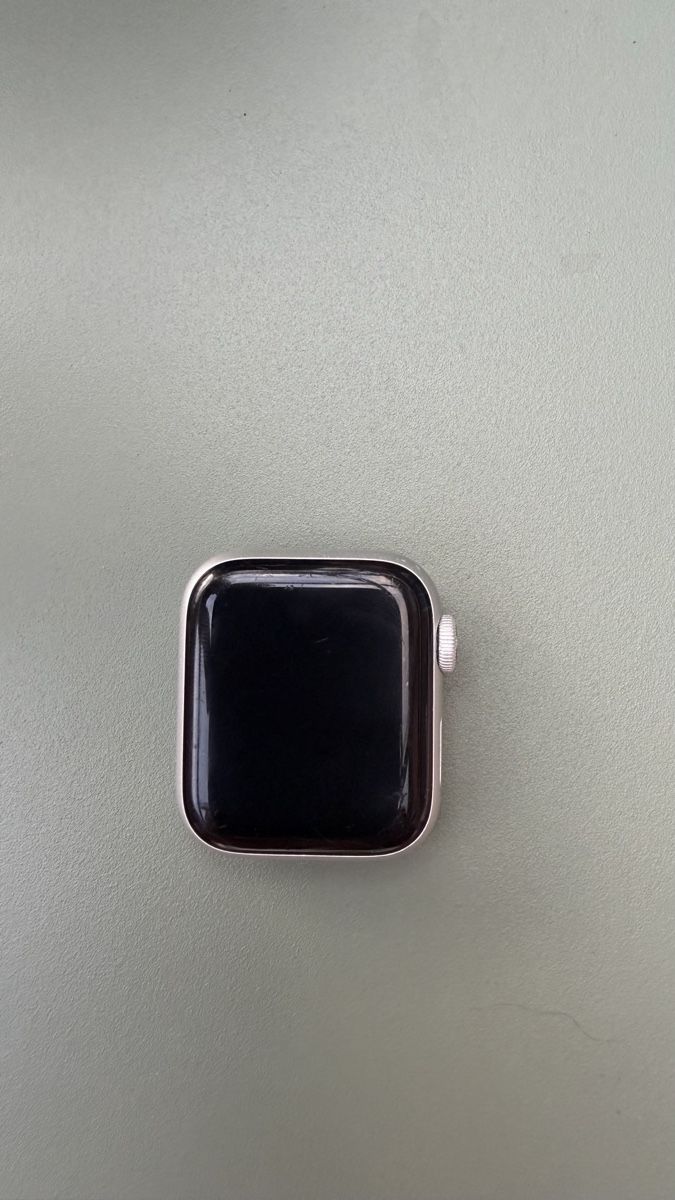 Apple Smartwatch: Apple Watch Series 4 Aluminium 40mm – Gebraucht aus Volketswil von PhilipKa