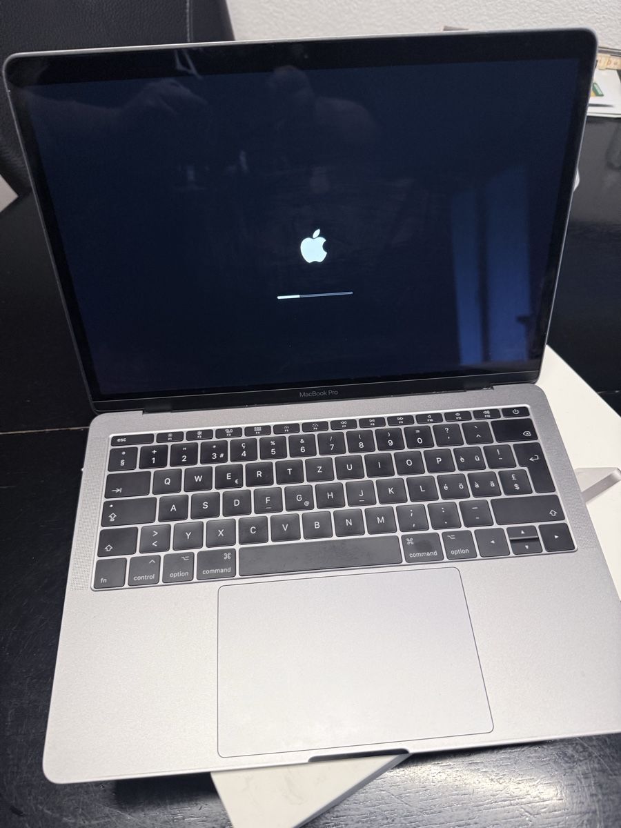 Apple Notebook: MacBook Pro 13 – Usato da Bad Zurzach venduto da dani826 1