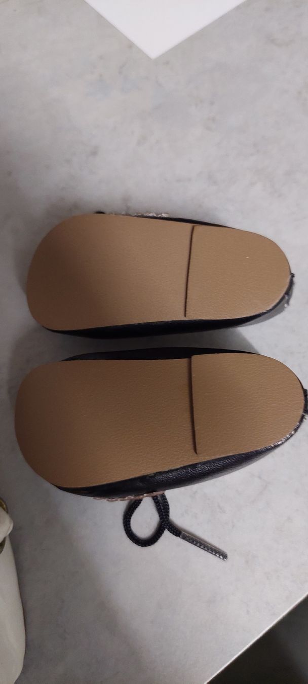 Sasha Morgenthaler Puppen: 5Paar Puppenschuhe  – Gebraucht aus Muri AG von nindo1 9