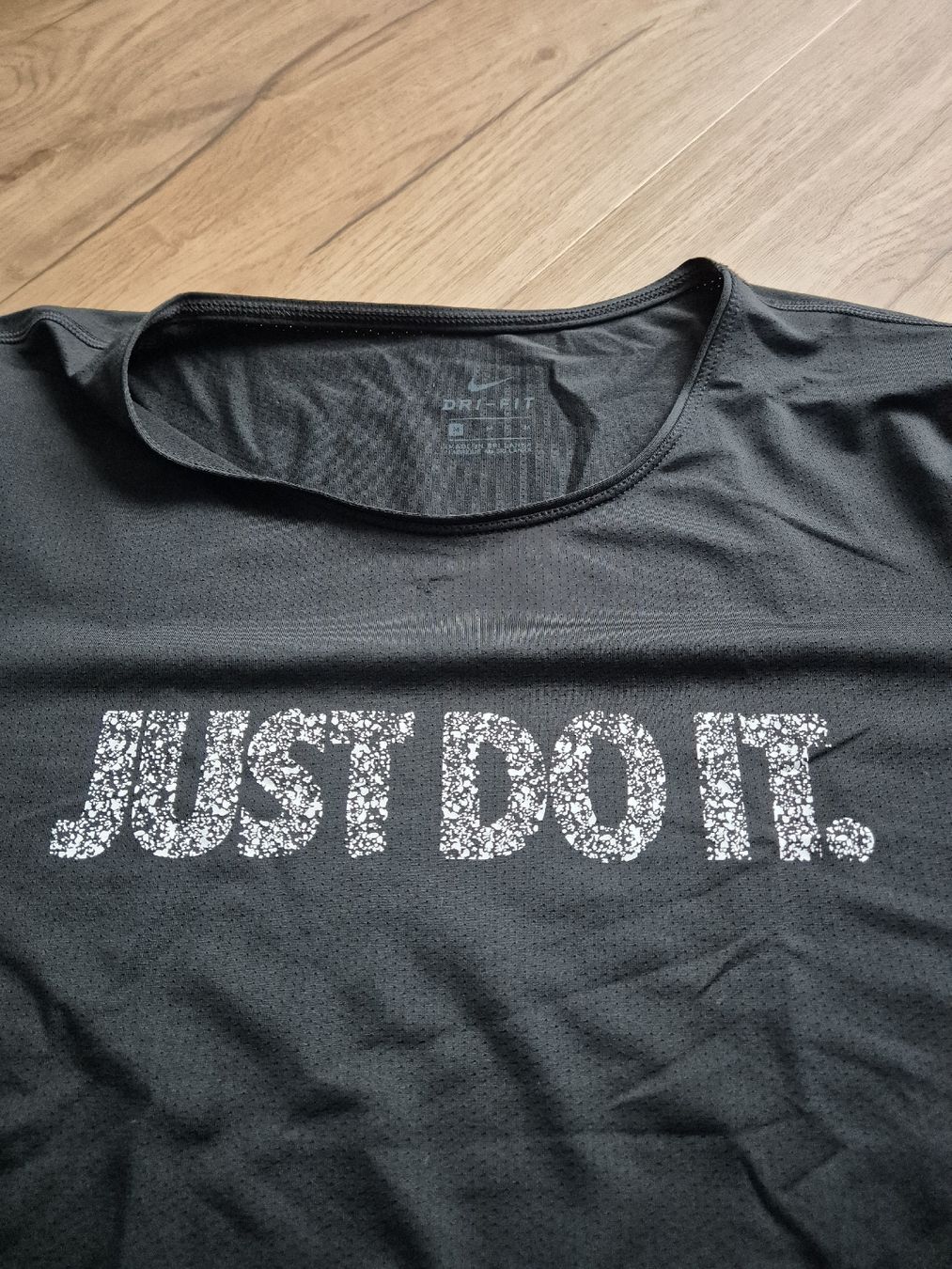 Nike T-Shirts: Nike Shirt Gr. M – Gebraucht aus Wil SG von FionaSmile 1