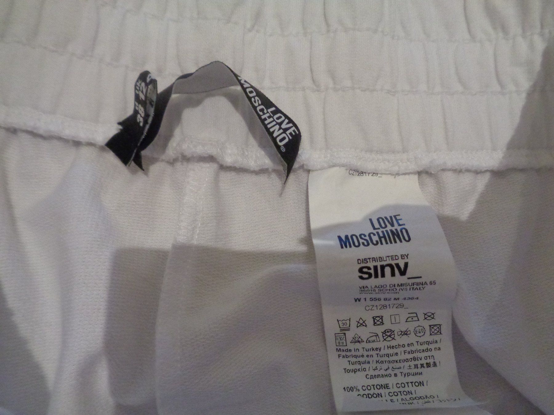 Moschino Pantaloni: Moschino neue Sweatshirthose, 38-40 – Nuovo (secondo la descrizione) da Klingnau venduto da Markus14 3