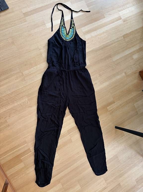 Tute: Jumpsuit H&M - Hr. 38 – Usato da Schliern b. Köniz venduto da tezi
