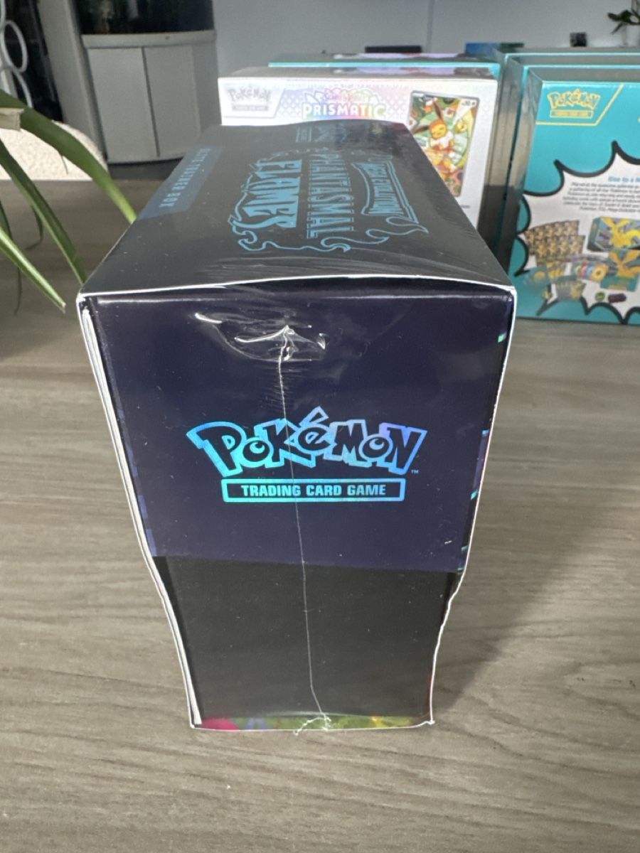 Pokémon Sammelbilder & Trading cards: ETB PHANTASMAL FLAMES – Neu und originalverpackt aus Riazzino von bar_f9fn 1