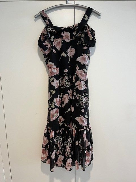 Kleider: Blumen-Kleid Gr 38 💗💖💗 – Gebraucht aus Zürich von Sommersun1 1