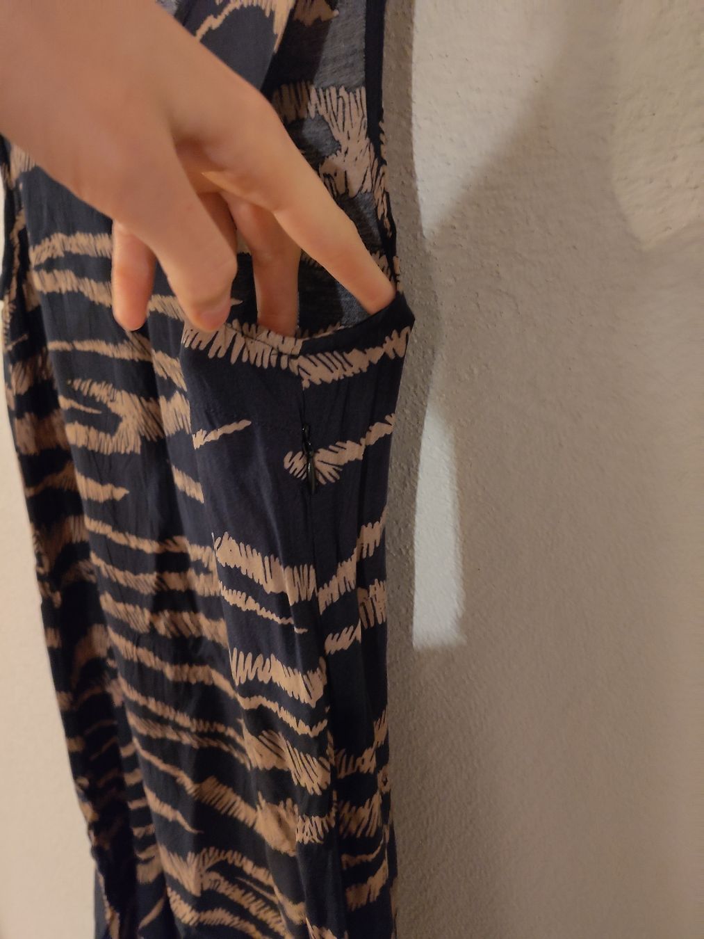 Kleider: Animalprint Kleid, Grösse S – Gebraucht aus Lenzburg von veloev 3