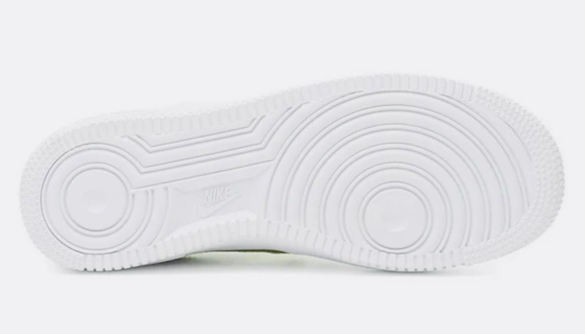 Nike Scarpe da donna: Grade School Air Force 1 LV8 – Nuovo (secondo la descrizione) da Pfäffikon ZH venduto da Stickiller 4