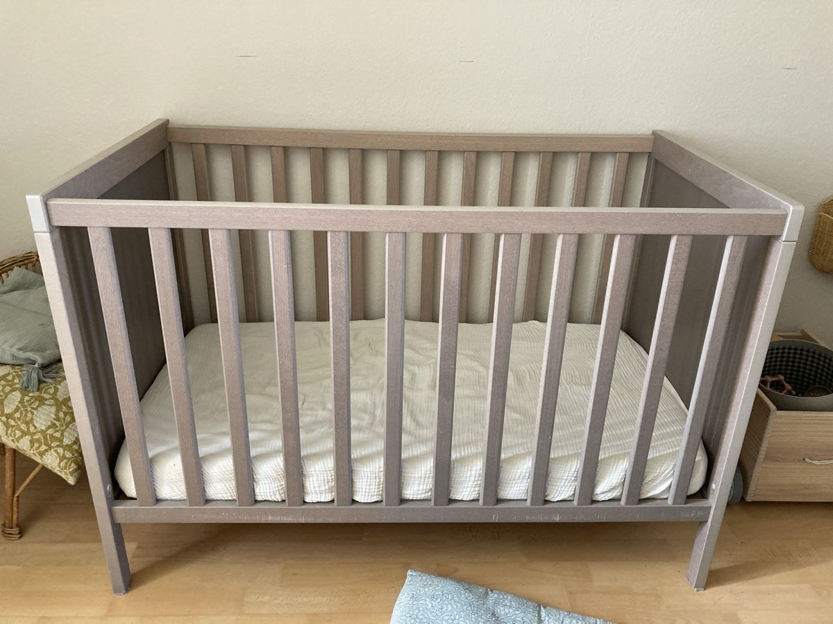 Ikea Letti: Ikea Babybett – Usato da Zürich venduto da Diya84