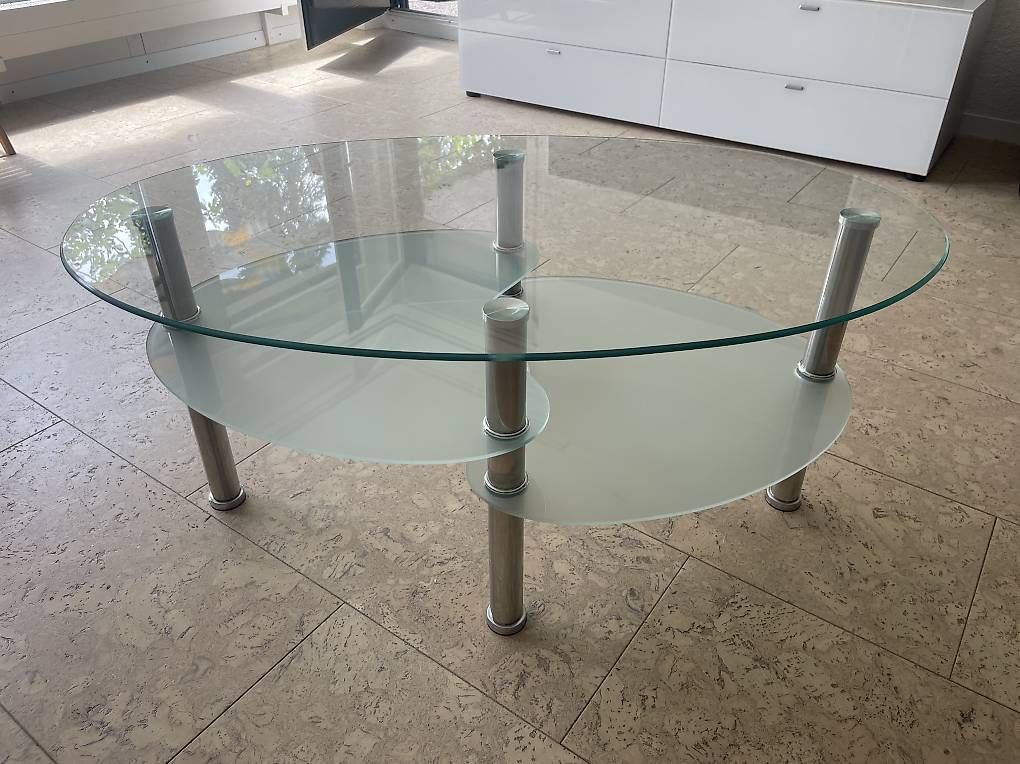 Tavoli: Glascouchtisch mit Milchglas-Ablage – Usato da Einigen venduto da Monki777