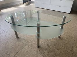 Glascouchtisch mit Milchglas-Ablage